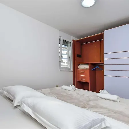 Apartamento Butterfly In For 6 Persons Split