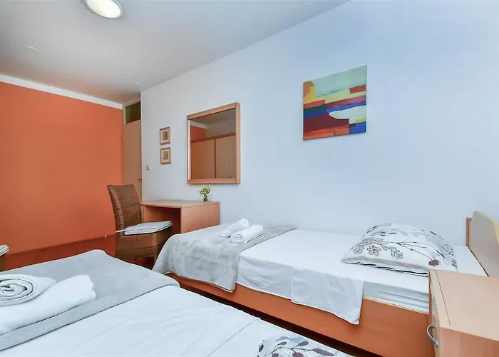 Апартаменты Butterfly In For 6 Persons *