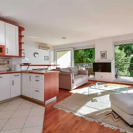 Butterfly In For 6 Persons Apartamento Split